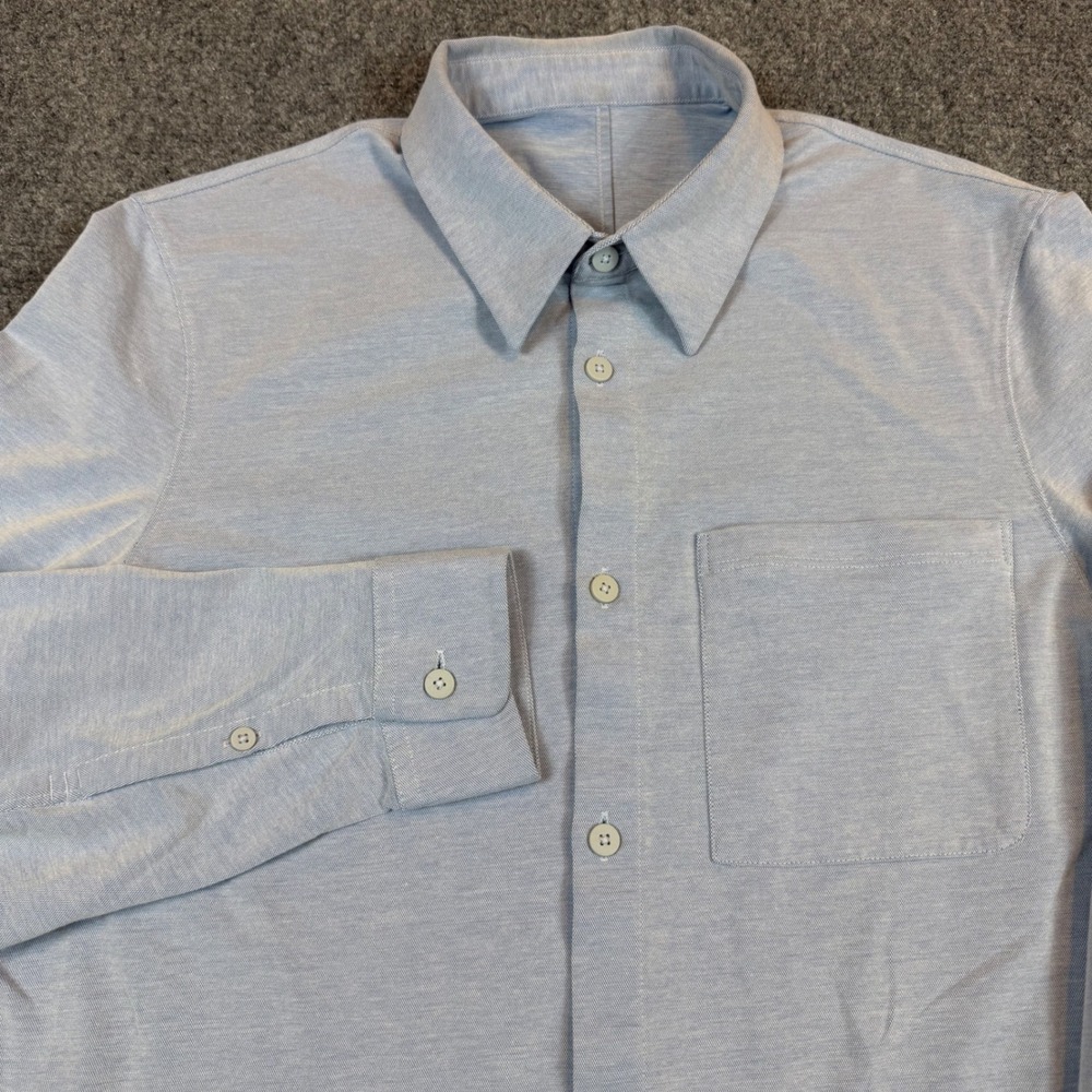 Lululemon Mens Light Blue Heathered Long Sleeve Button Down Tech Shirt Pocket